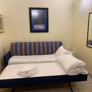 Independent Rooms Apartment - St Termini By Ghor